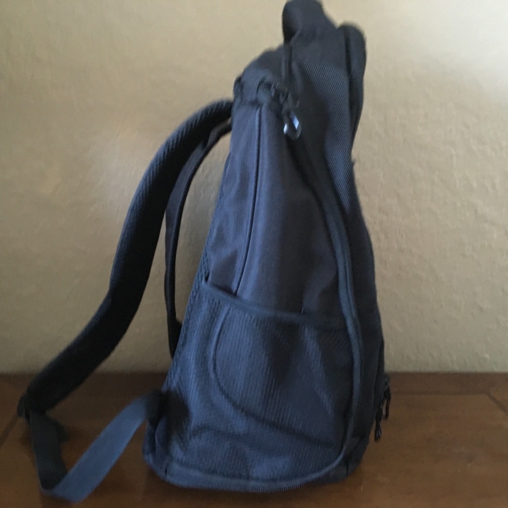 Backpack - Picture 2 of 6